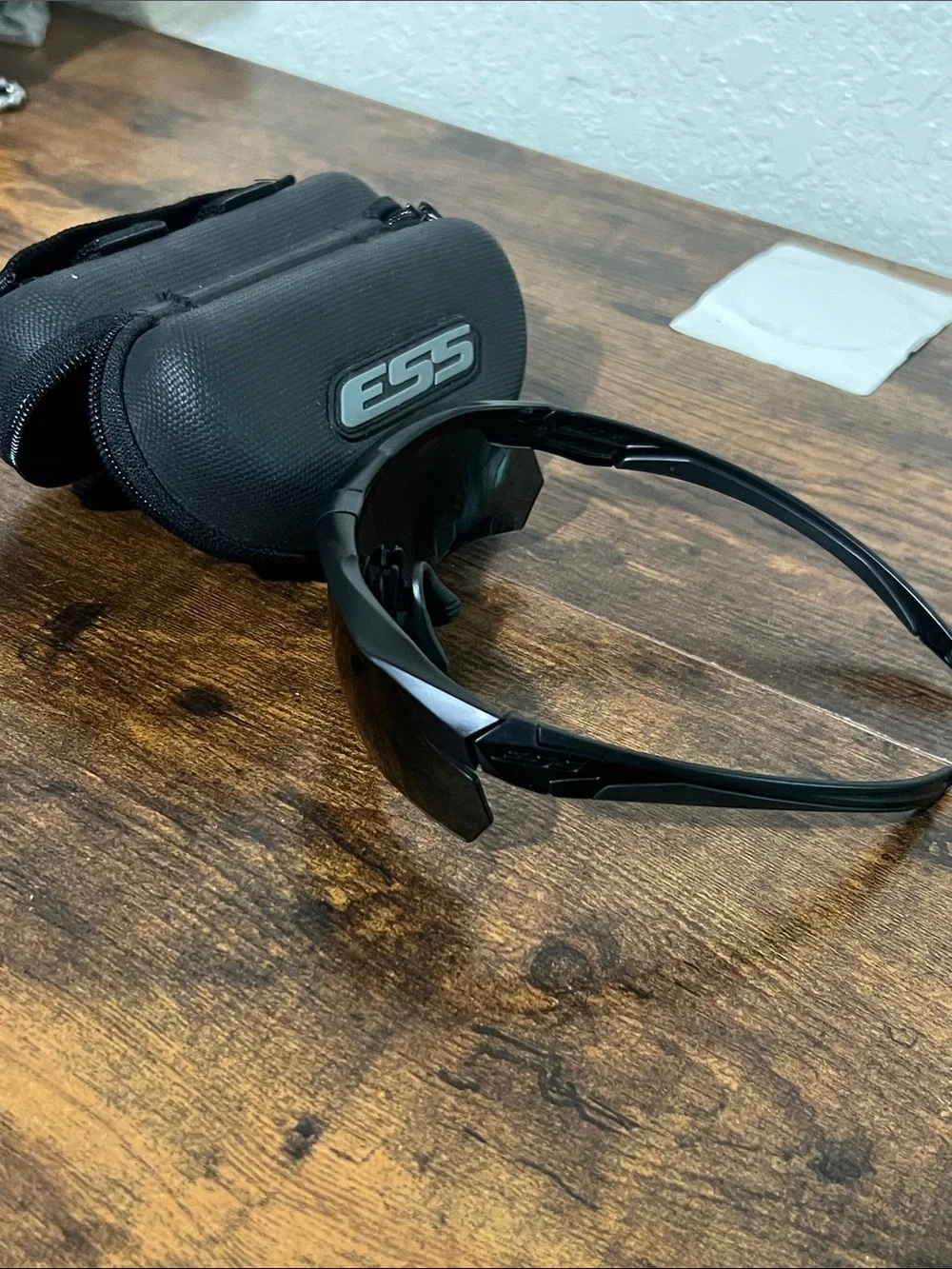ESS tactical men’s tactical